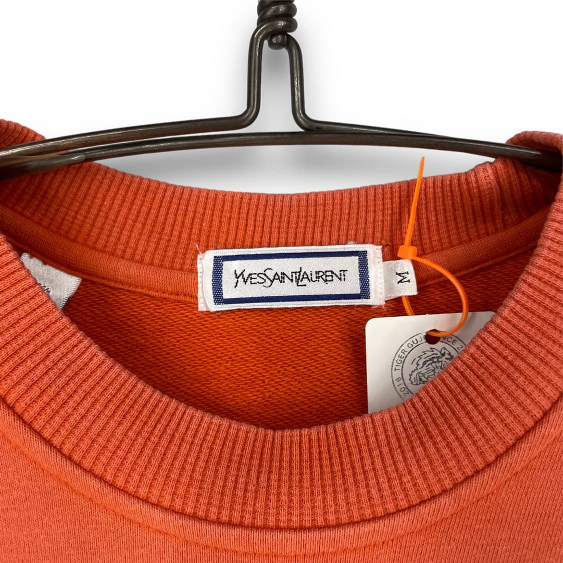 입생로랑 자수 로고 맨투맨 상품이미지5