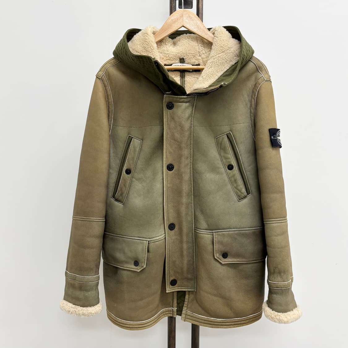 [S]스톤아일랜드 후드 무스탕 상품이미지1