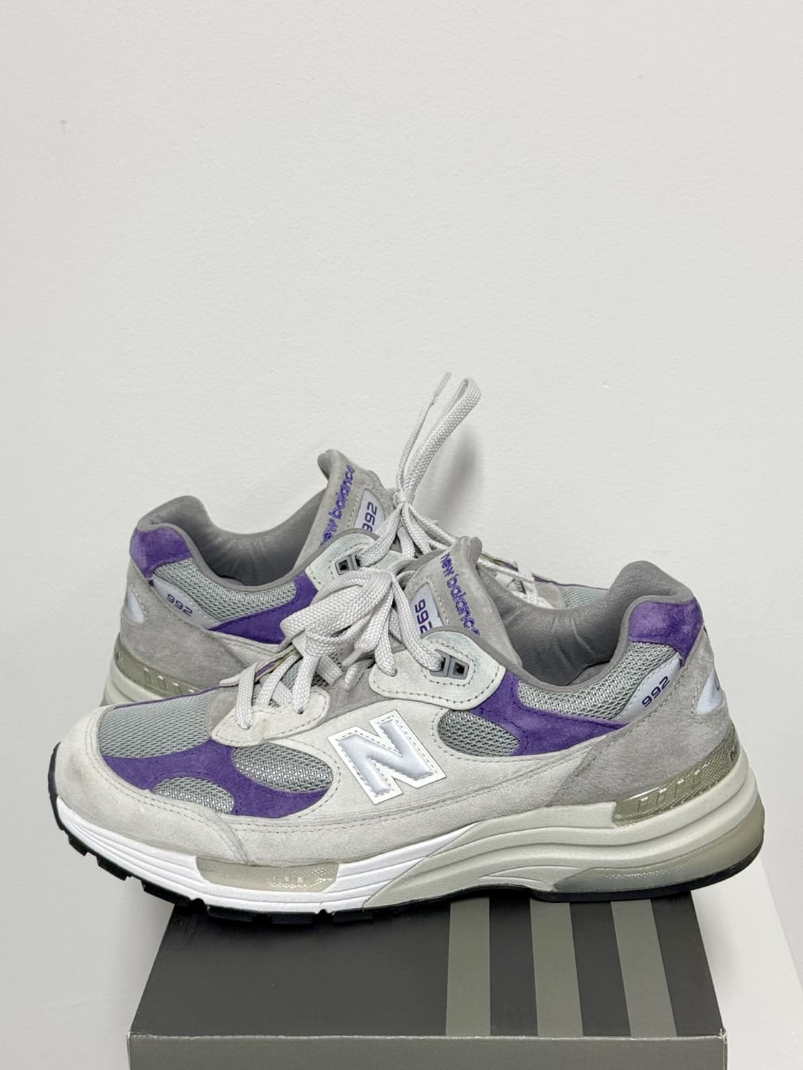 [275] 뉴발란스 M992 그레이 퍼플 상품이미지3