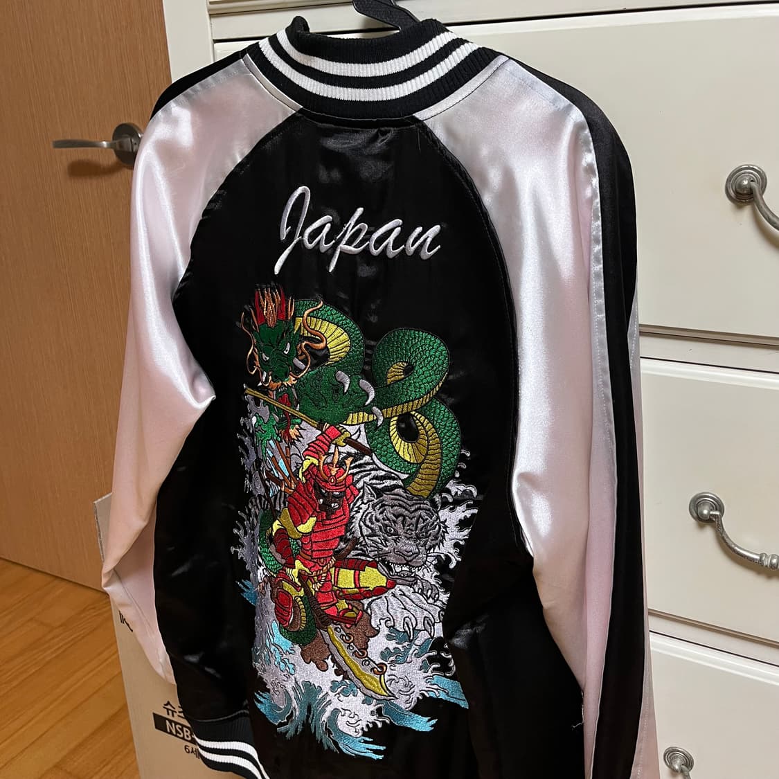 [M] 캐슬로그 CASTLE ROUGE 자수 스카잔 상품이미지4