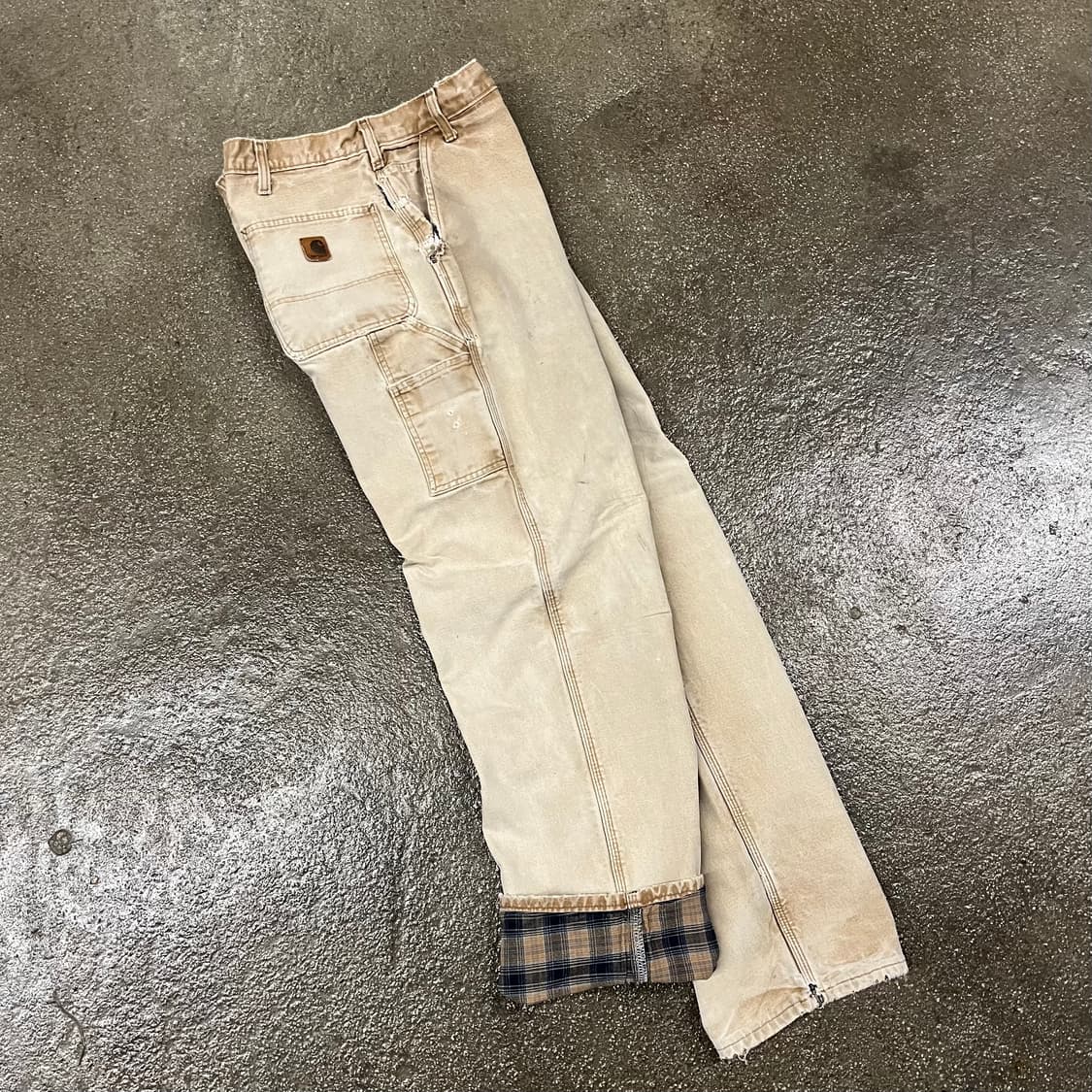 칼하트 B111 플란넬 라인드 카펜터 팬츠 (34“) 상품이미지4