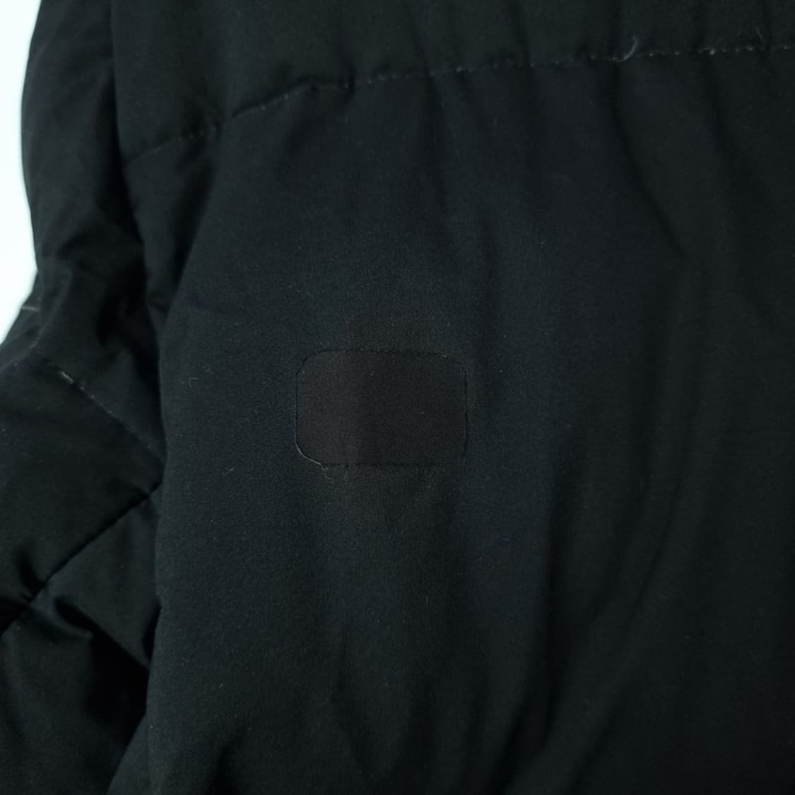 노스페이스 로고 패치 구스다운 푸퍼 다운 숏패딩 블랙 M16642 상품이미지10