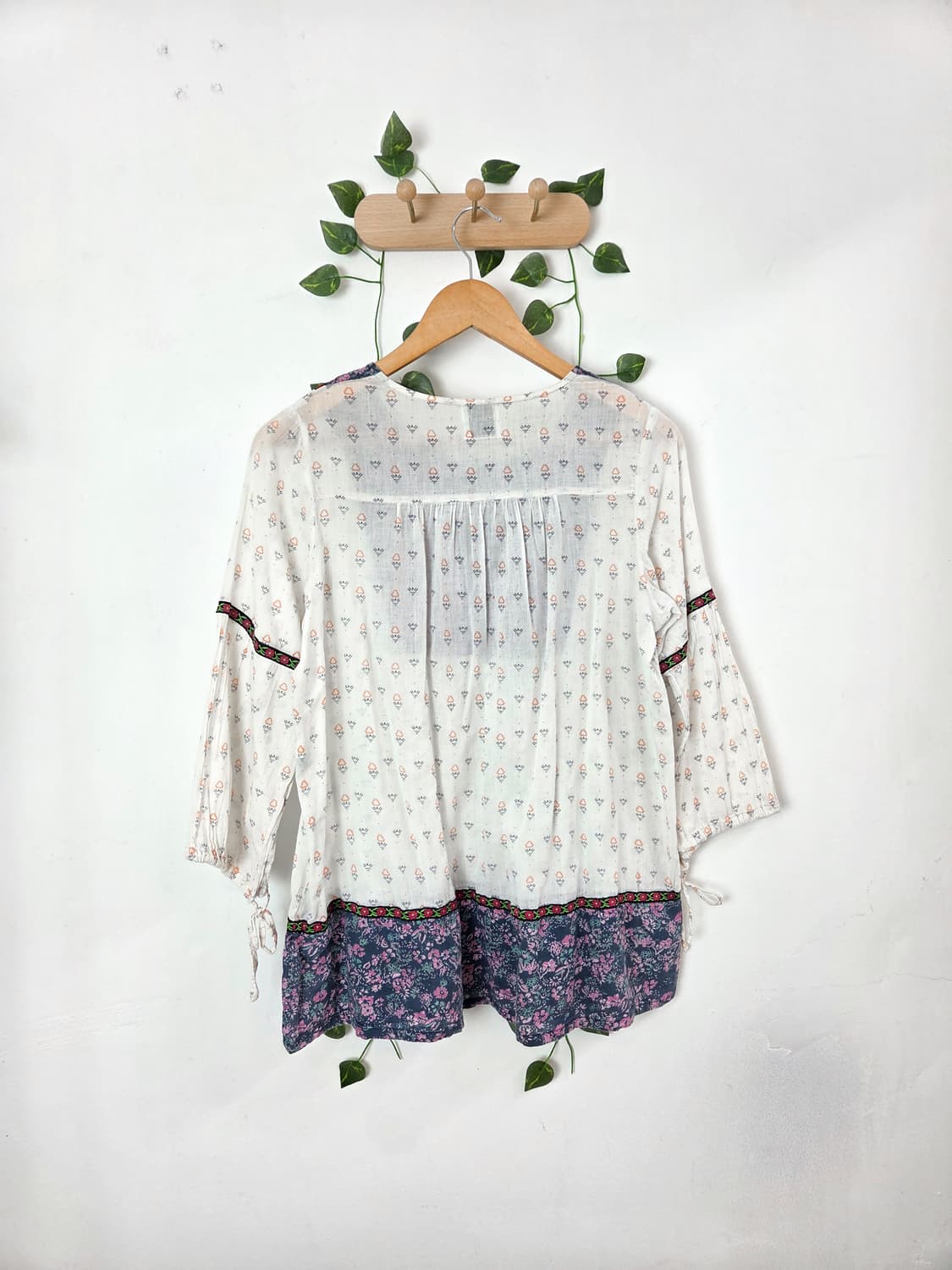 패턴 포인트 블라우스 상품이미지5