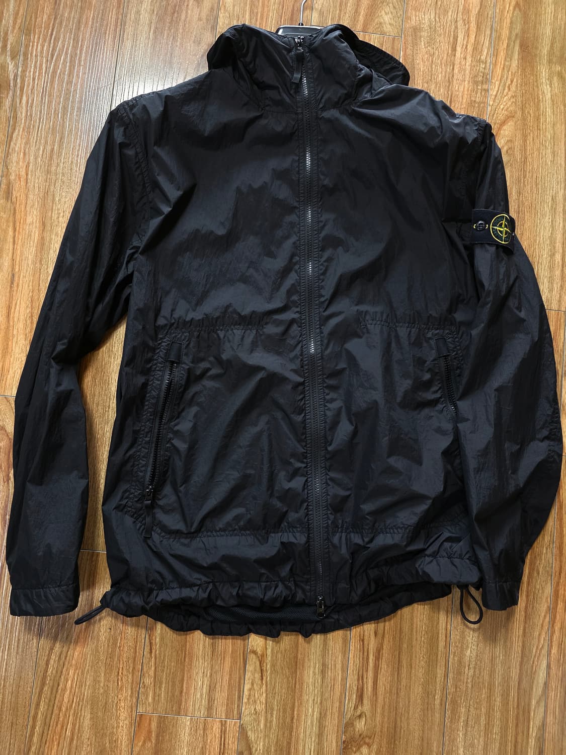 스톤아일랜드 23ss 클링클랩스 바람막이 블랙 xxl 40522 상품이미지2