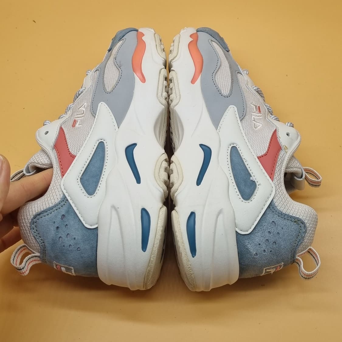 휠라 레이트레이서 여성운동화240. 상품이미지5