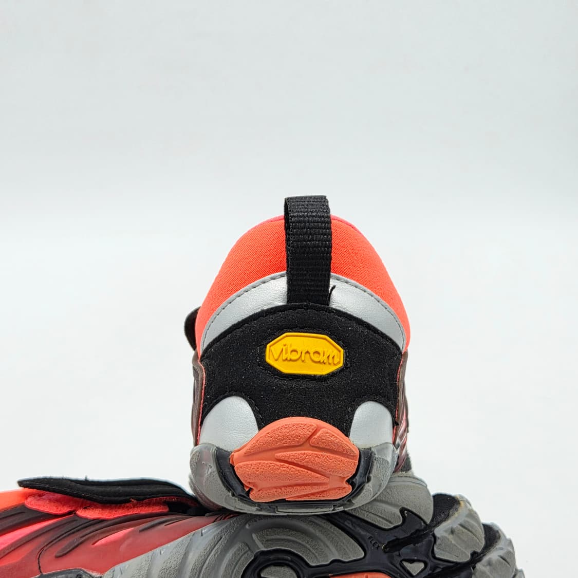  비브람 우먼스 파이브핑거스 V 트레인 검/회/핑 (245)  상품이미지2