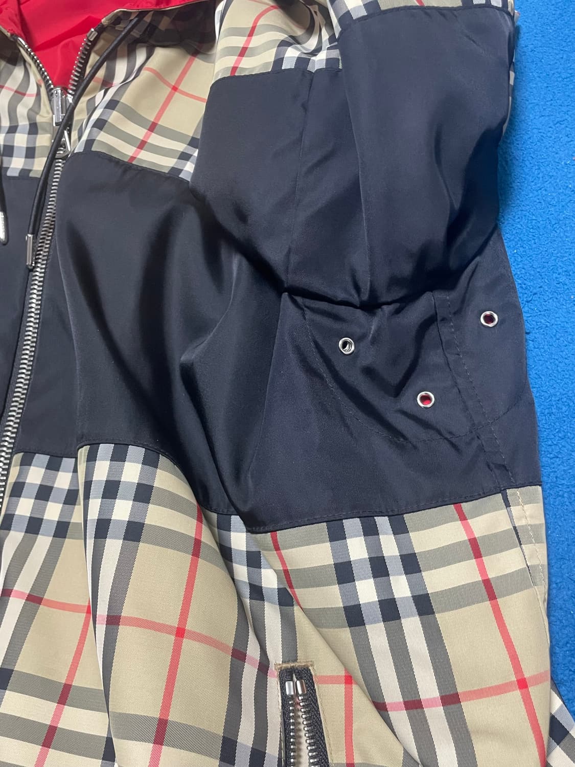 백화점판 새상품급 정품 버버리 리버시블 바람막이 자켓 상품이미지6