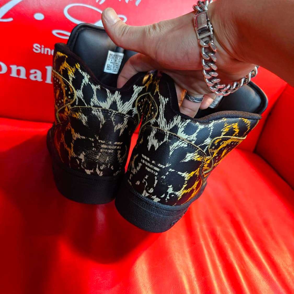 (미사용)아디다스 x 제레미스캇 레오파드 하이탑 스니커즈
 상품이미지5