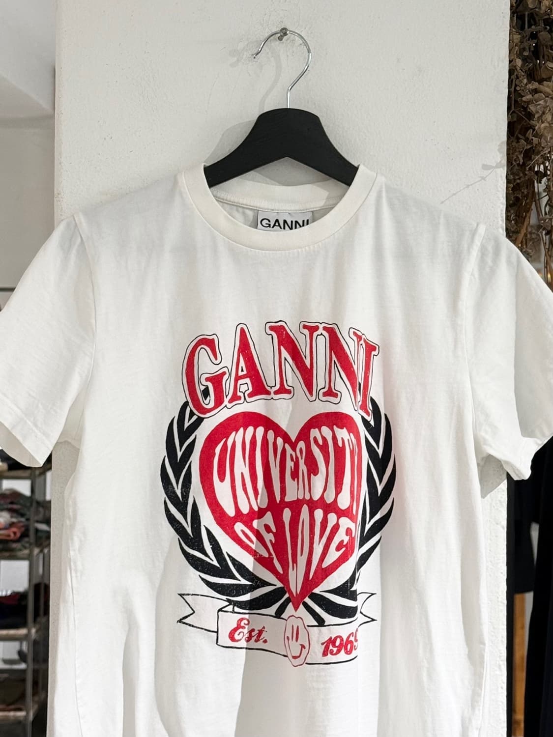 가니 하트 유니버시티 오브 러브 하프 슬리브 티셔츠 상품이미지4
