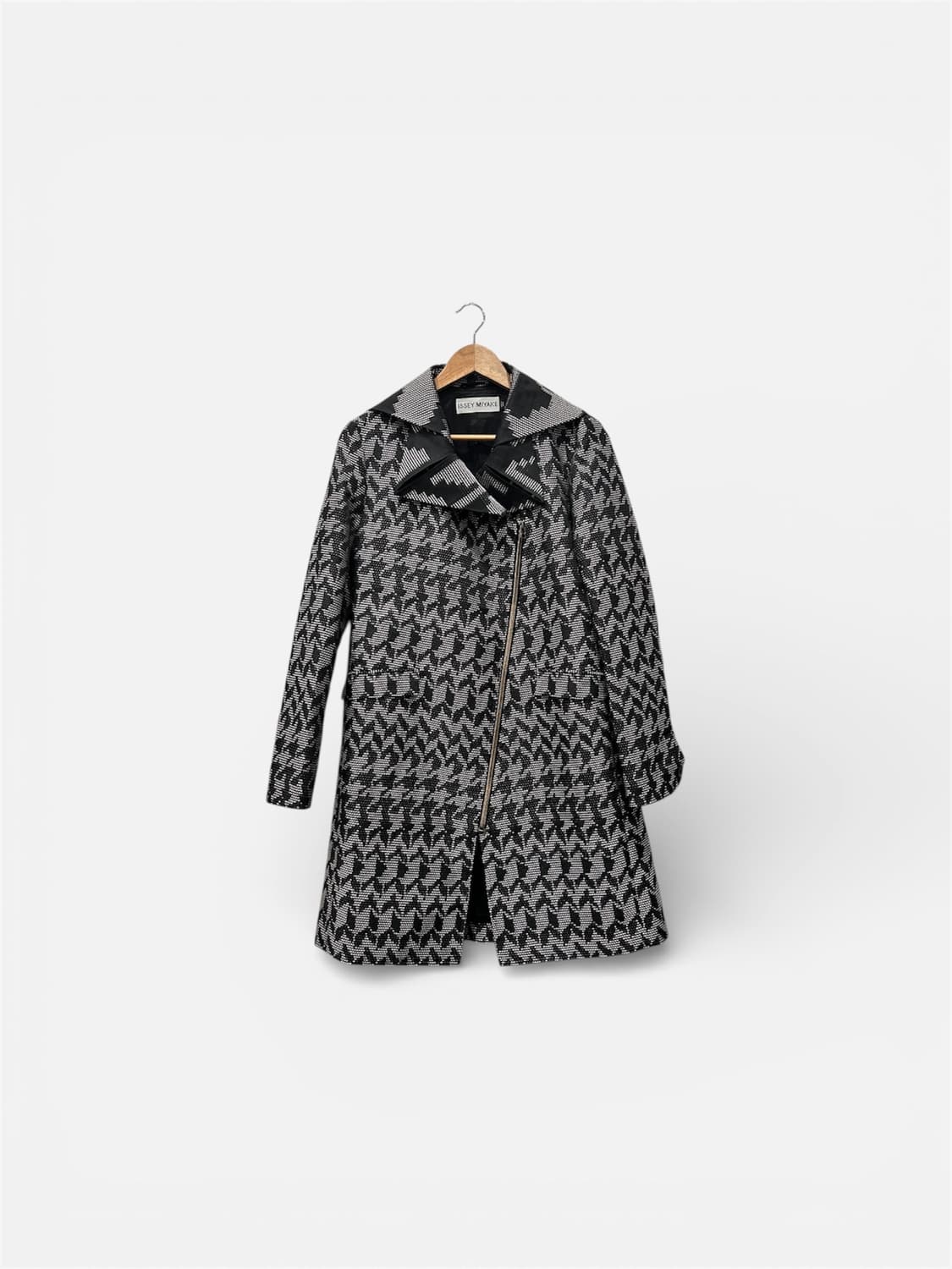 이세이미야케 자카드 패턴 집업 코트 55사이즈 상품이미지1