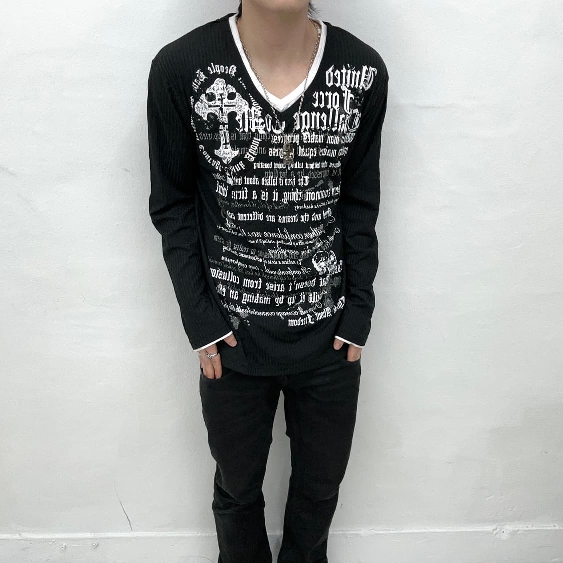 Punk lettering necklace long sleeve 상품이미지2