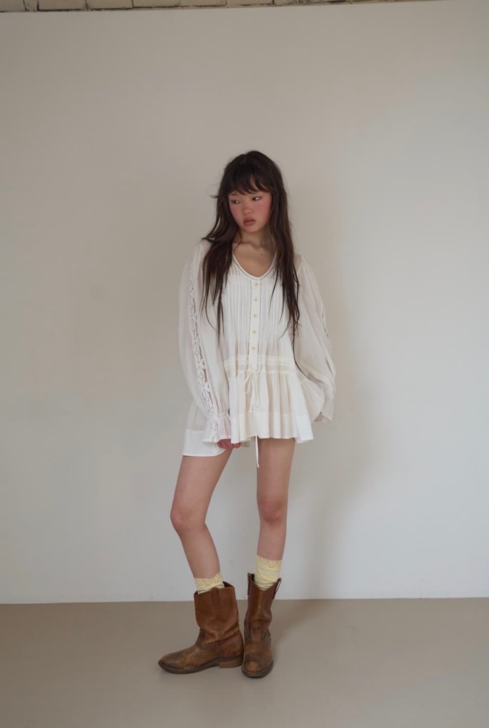 아우어솔티 보헤미안 핀턱 미니 드레스 상품이미지1