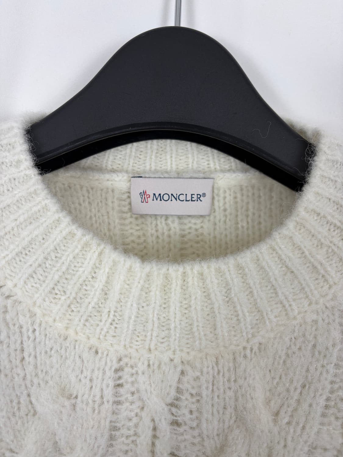 a81) 몽클레어 모헤어 케이블 니트 상품이미지3