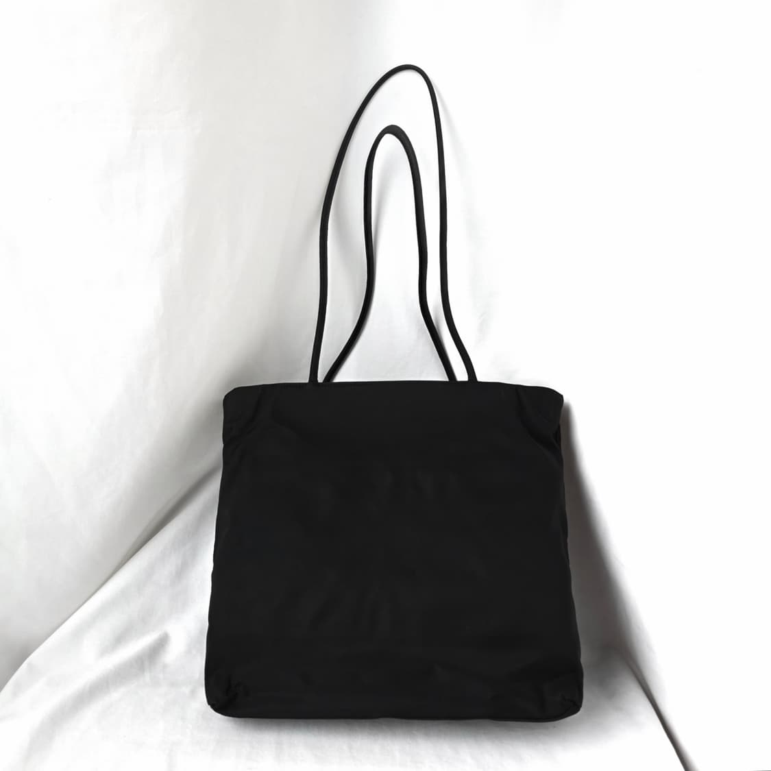 [정품 PRADA] 프라다 포코노 나일론 긴줄 숄더백 상품이미지2