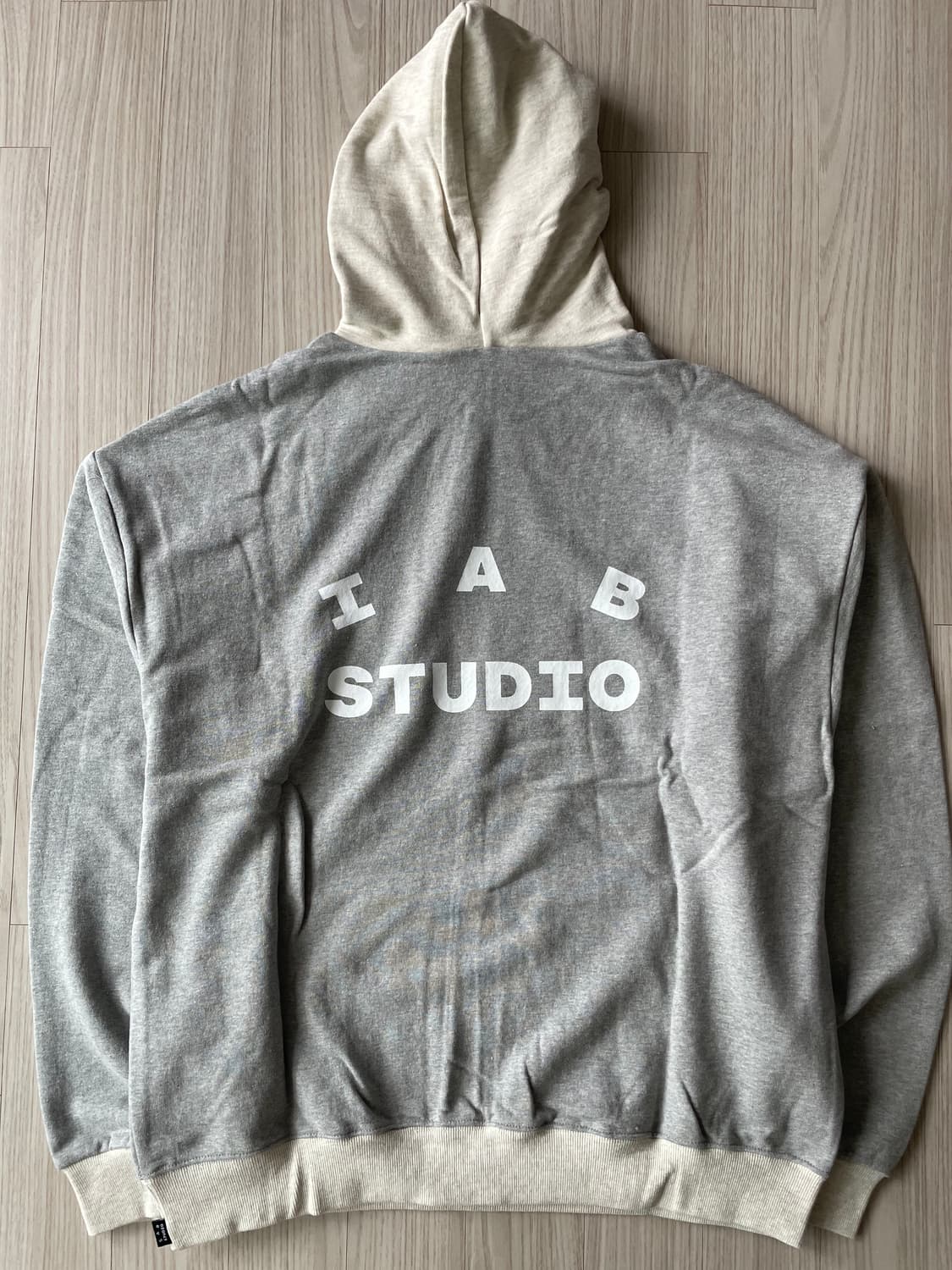 [새상품] 아이앱 스튜디오 후드 듀얼 그레이 상품이미지1