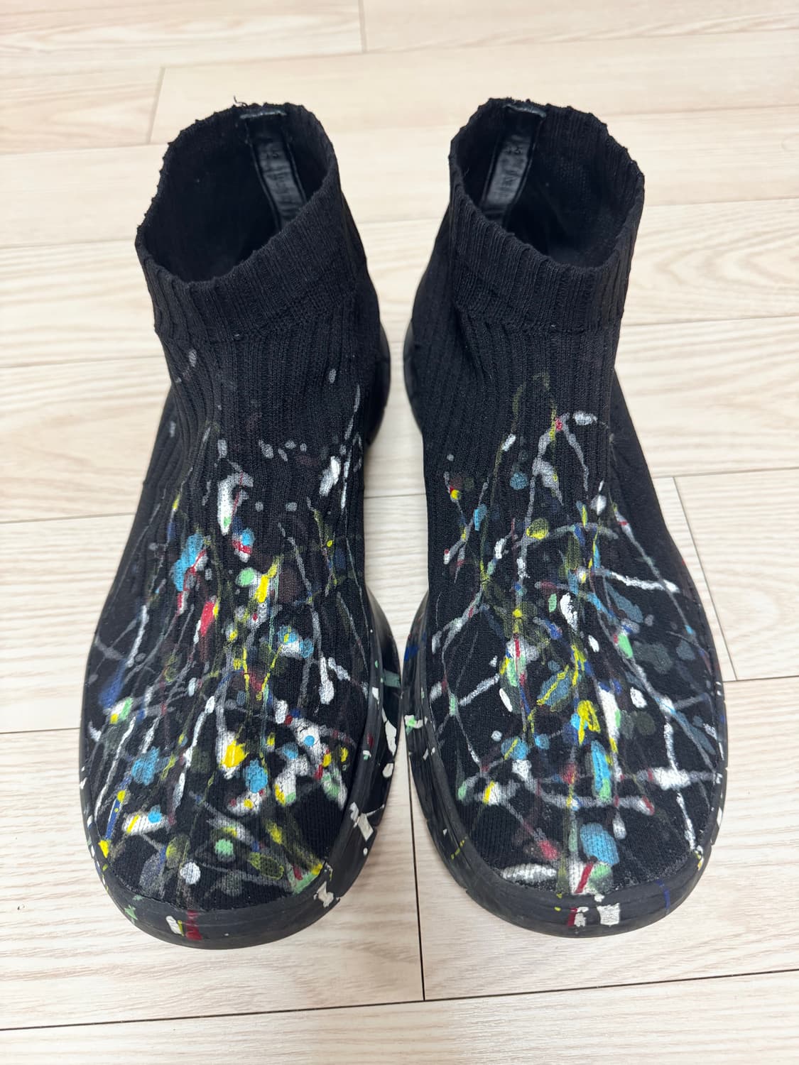 마르지엘라 페인팅 삭스슈즈 300사이즈 팝니다 상품이미지1