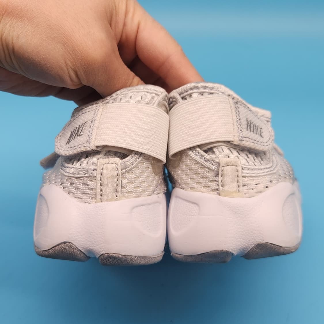 o 나이키 에어리프트 여성샌들230 상품이미지4