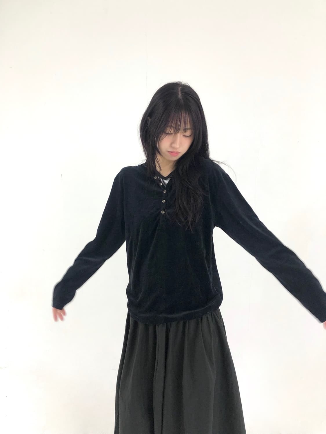 Striped Layered Black Velvet Tee Set 상품이미지2