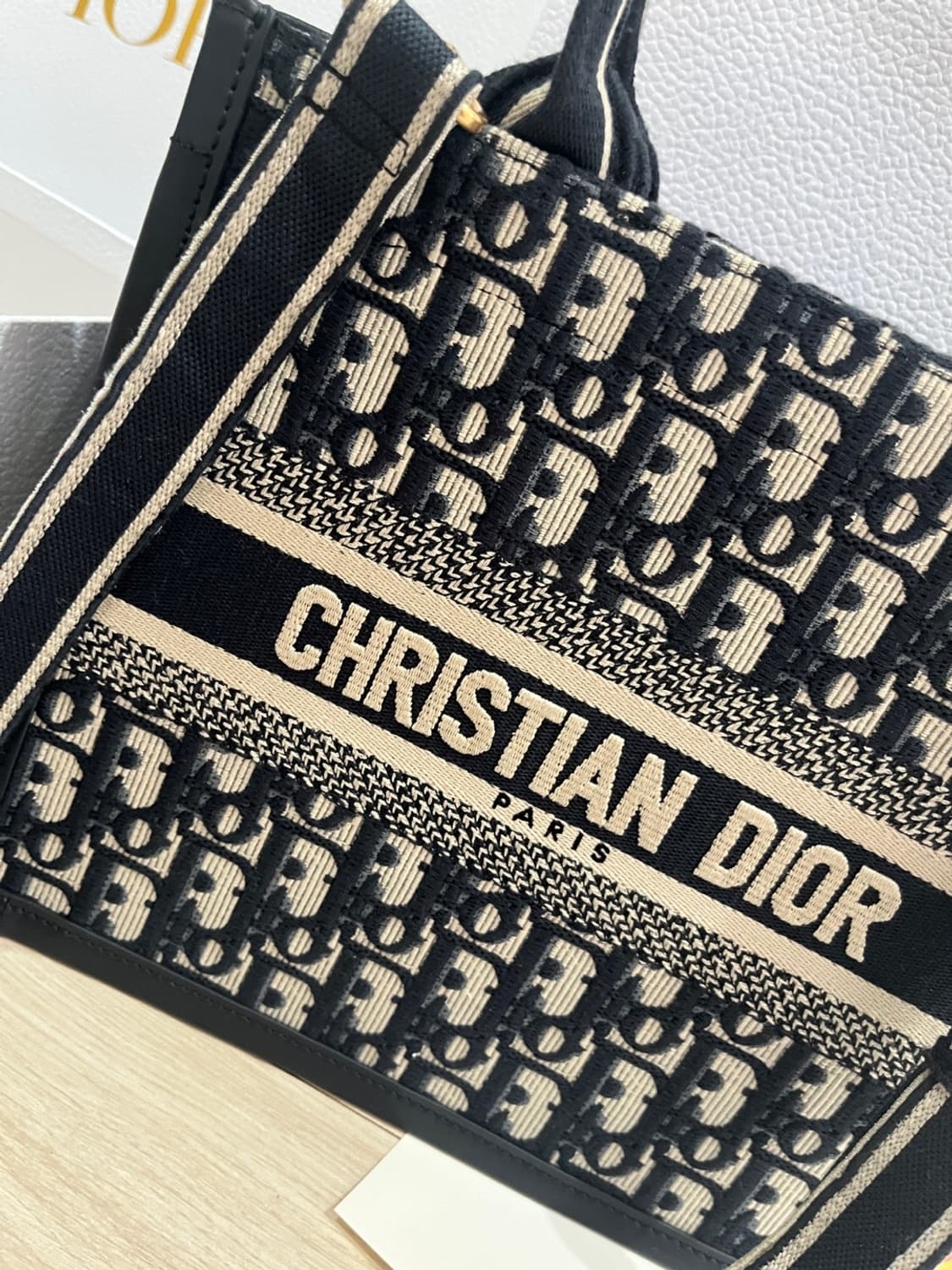 디올북토트 상품이미지2