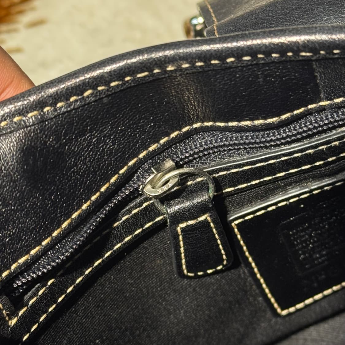 코치 모노그램 숄더백 호보백 블랙 y2k 상품이미지9