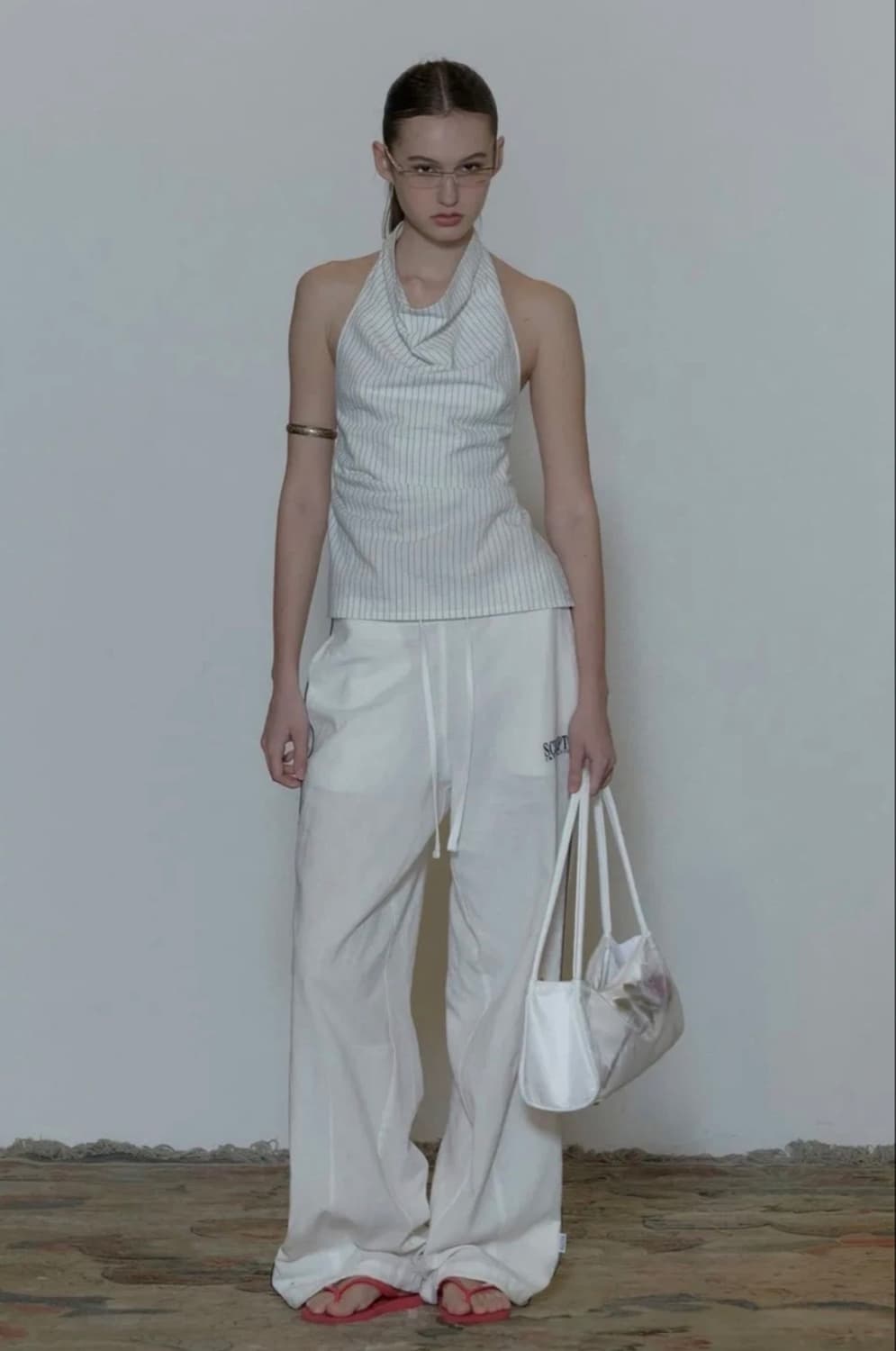 스컬프터 드레이프 홀터넥 상품이미지2