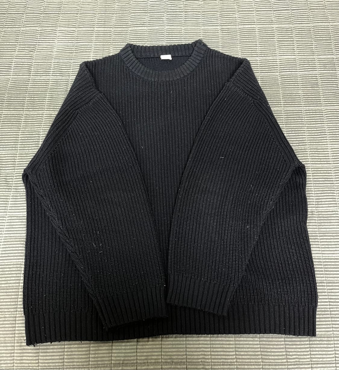 네이비 니트 상품이미지1