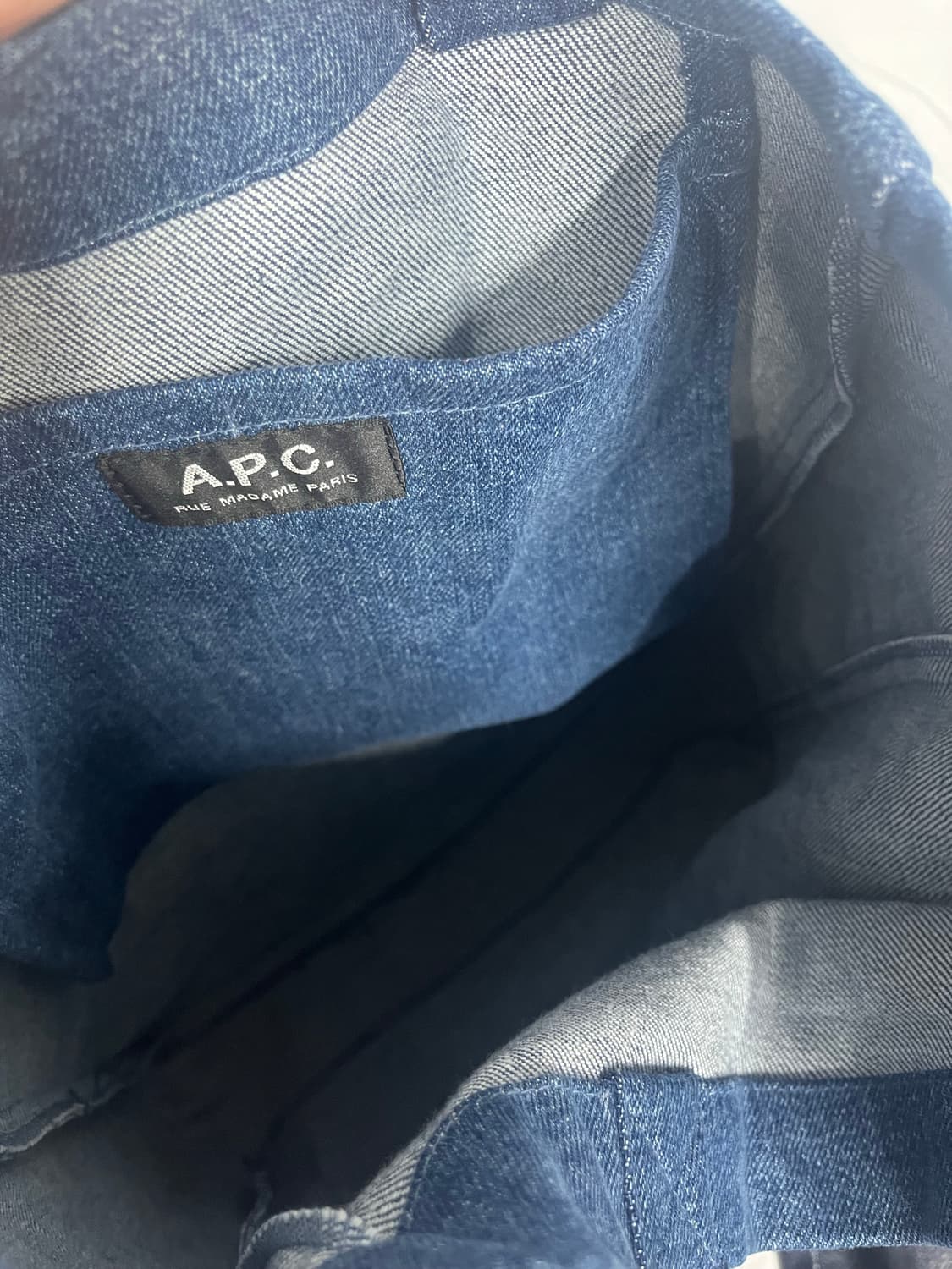 APC 아페쎄 데님 에코백 상품이미지3