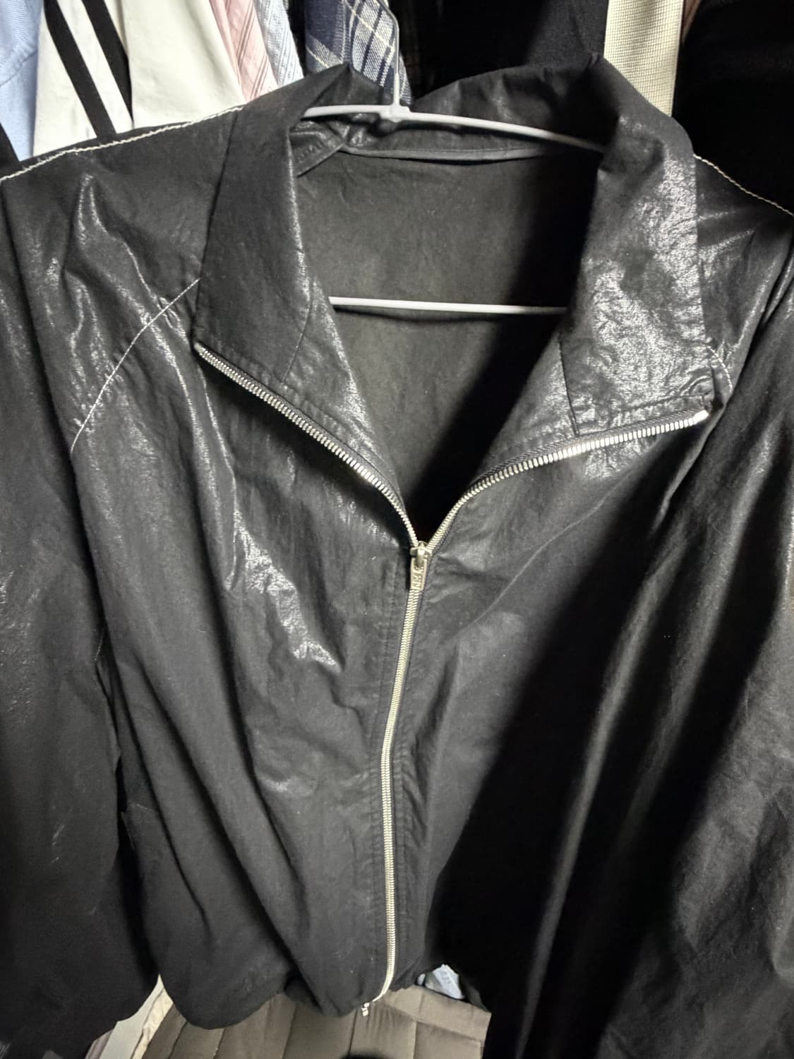 마뗑킴 로고 코팅 점퍼 블랙 상품이미지6