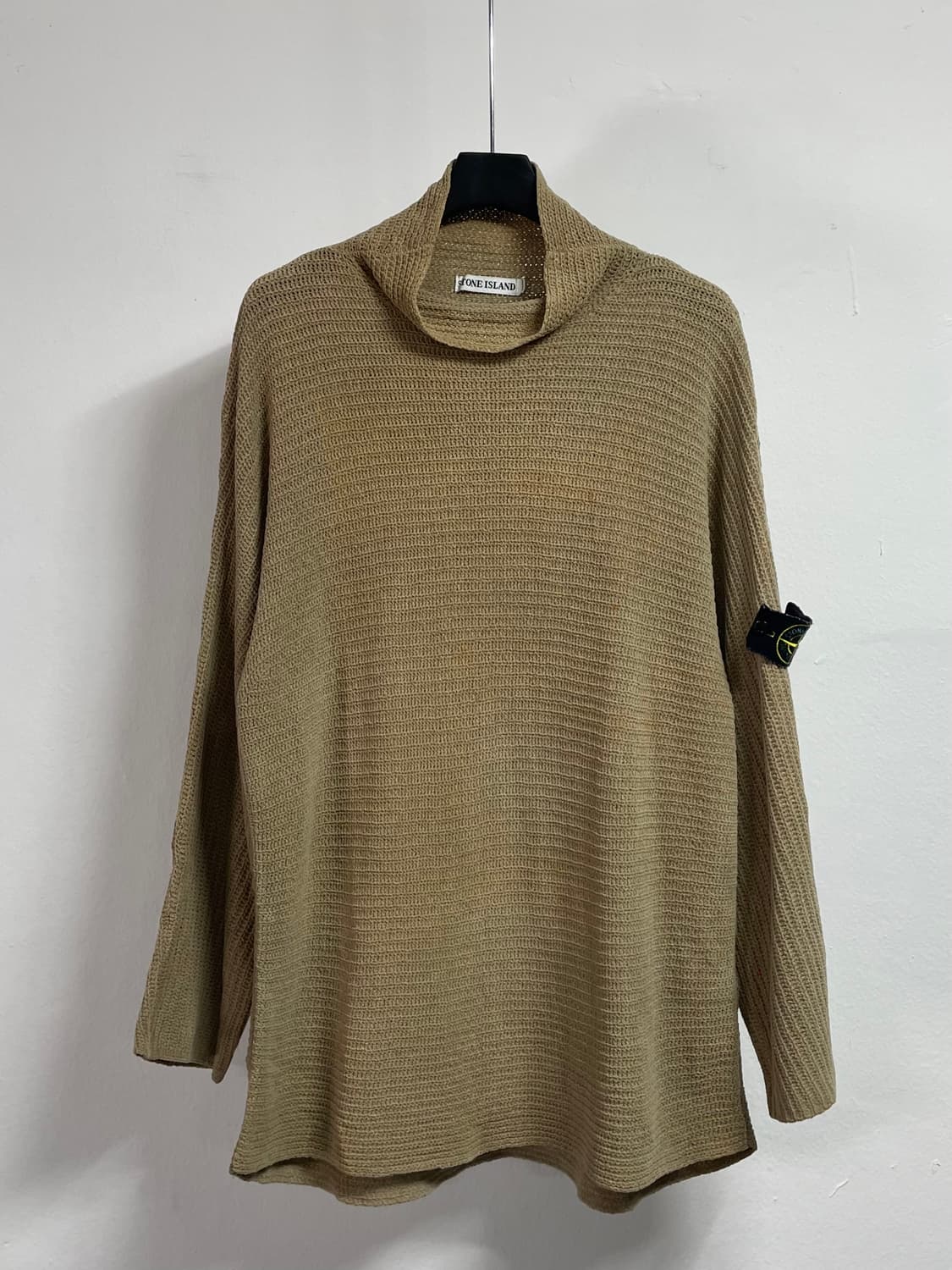 90s 스톤아일랜드 베이지 하이넥 니트 (on.438) 상품이미지1