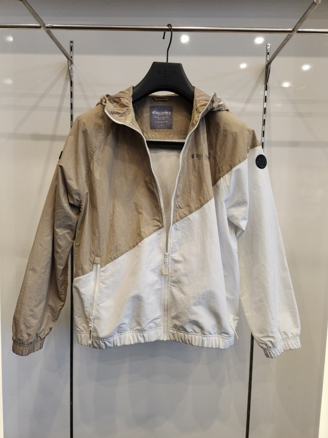 디스커버리 이노블럭 후드바람막이95(최상급) 상품이미지3