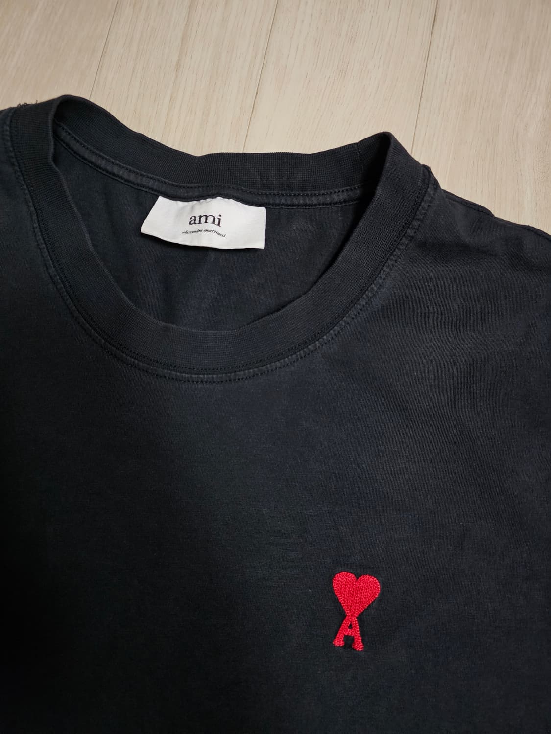 아미 스몰 하트 블랙 반팔 티셔츠 S 상품이미지3