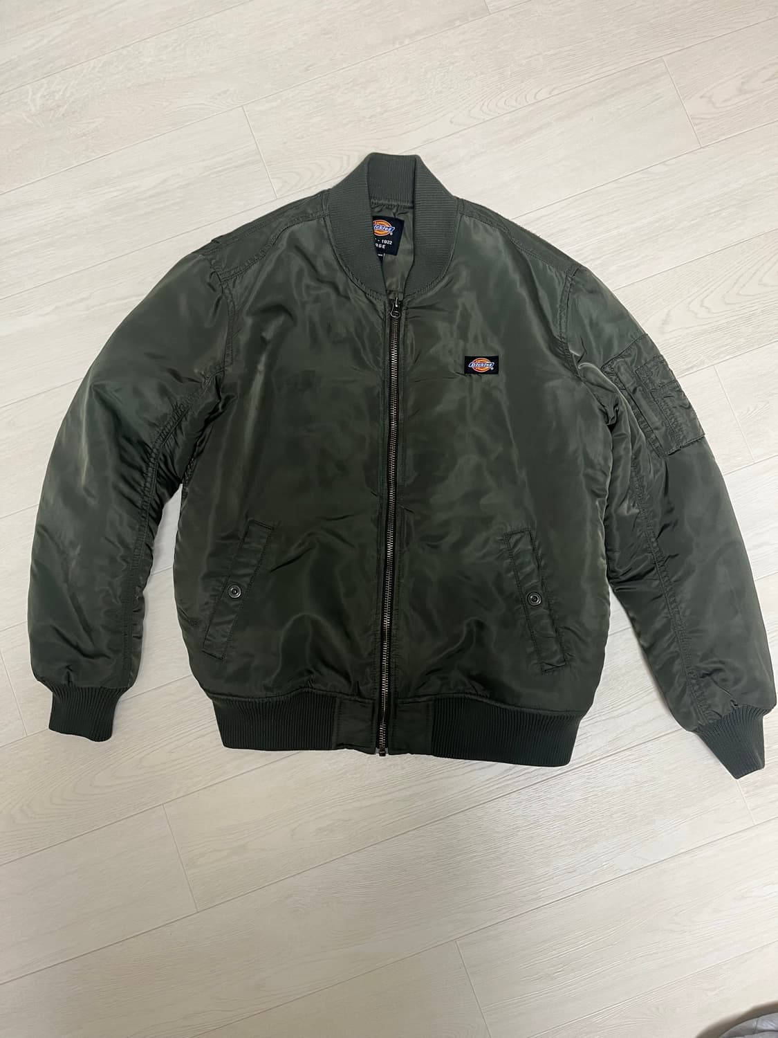 디키즈 항공점퍼 판매합니다. 상품이미지1