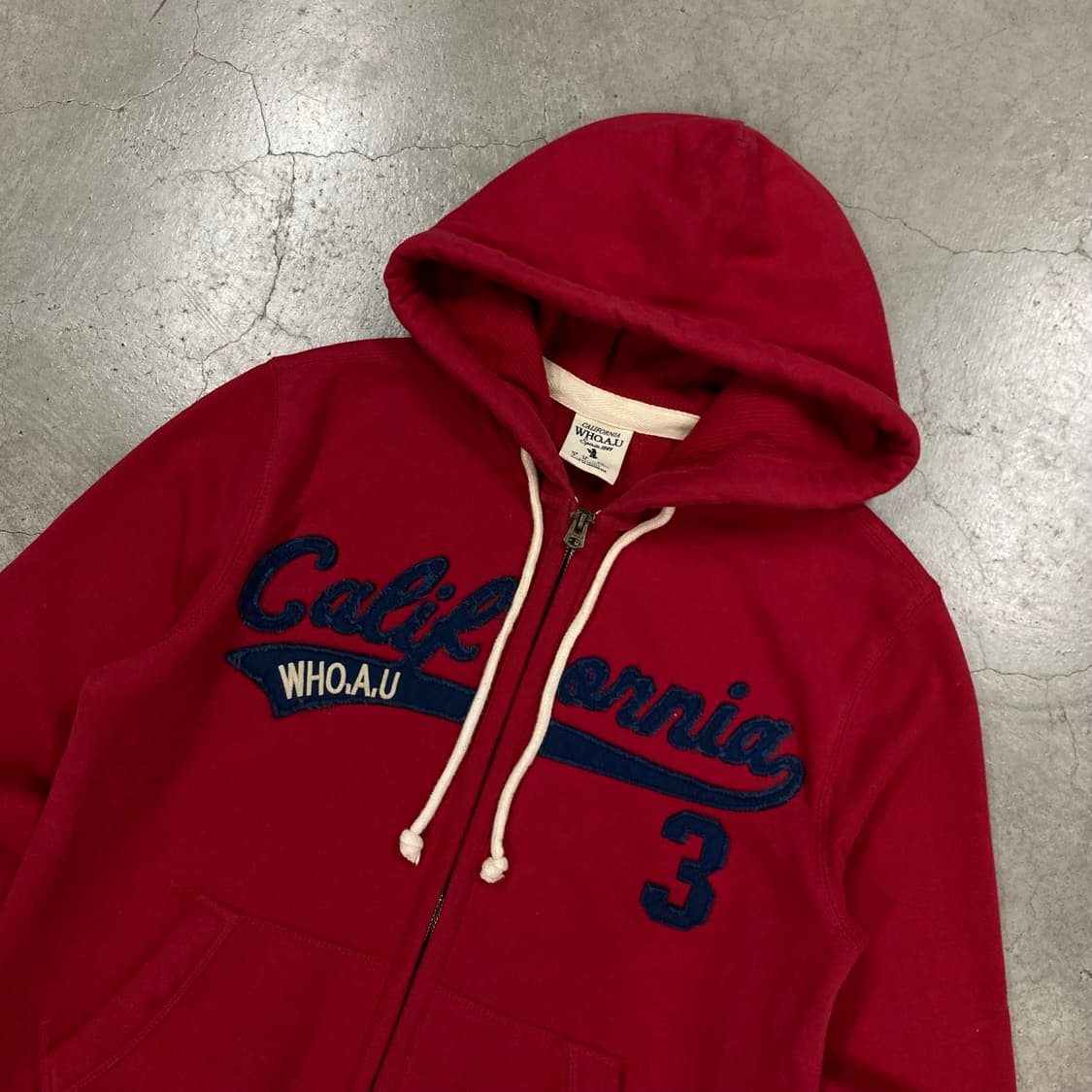 후아유 y2k 레드 컬러 스펠아웃 후드 집업 상품이미지2