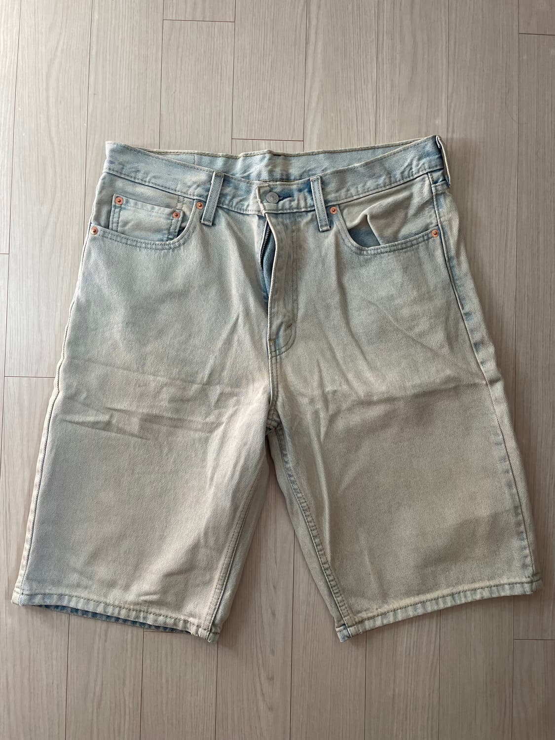 리바이스 469 버뮤다 팬츠 33 상품이미지1