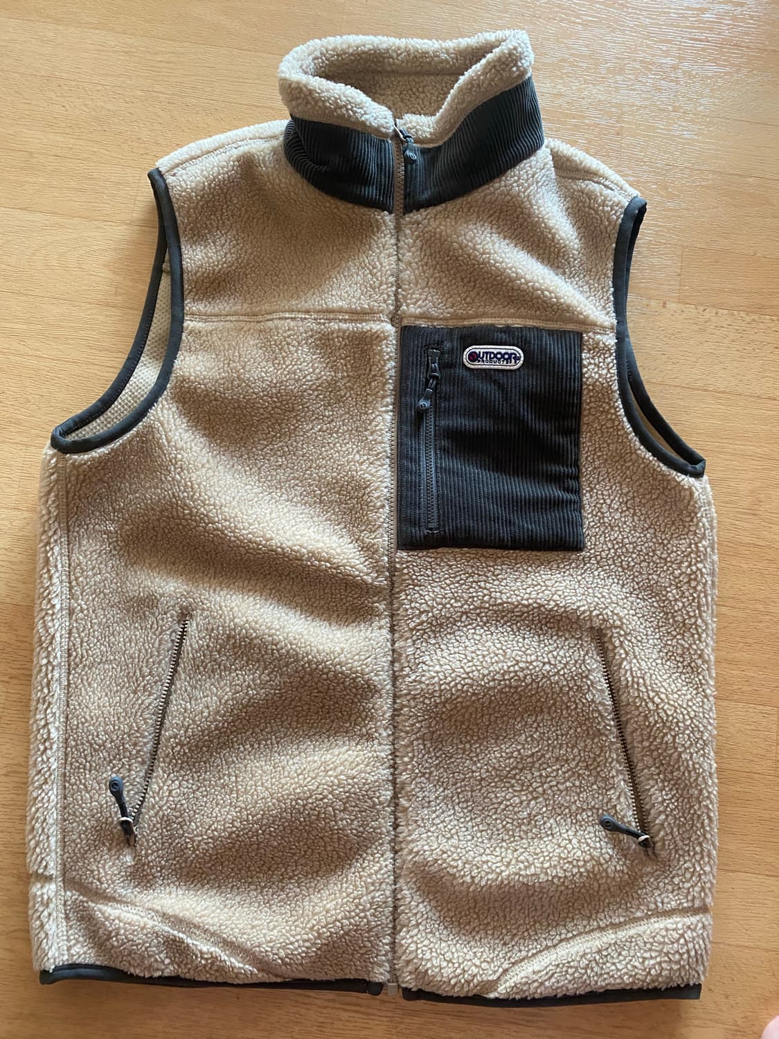 아웃도어프로덕트 플리스조끼 상품이미지1