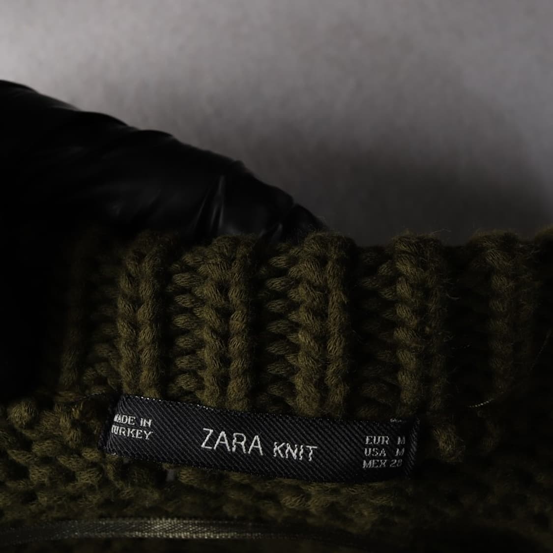 ZARA 루즈핏 니트 M 상품이미지5