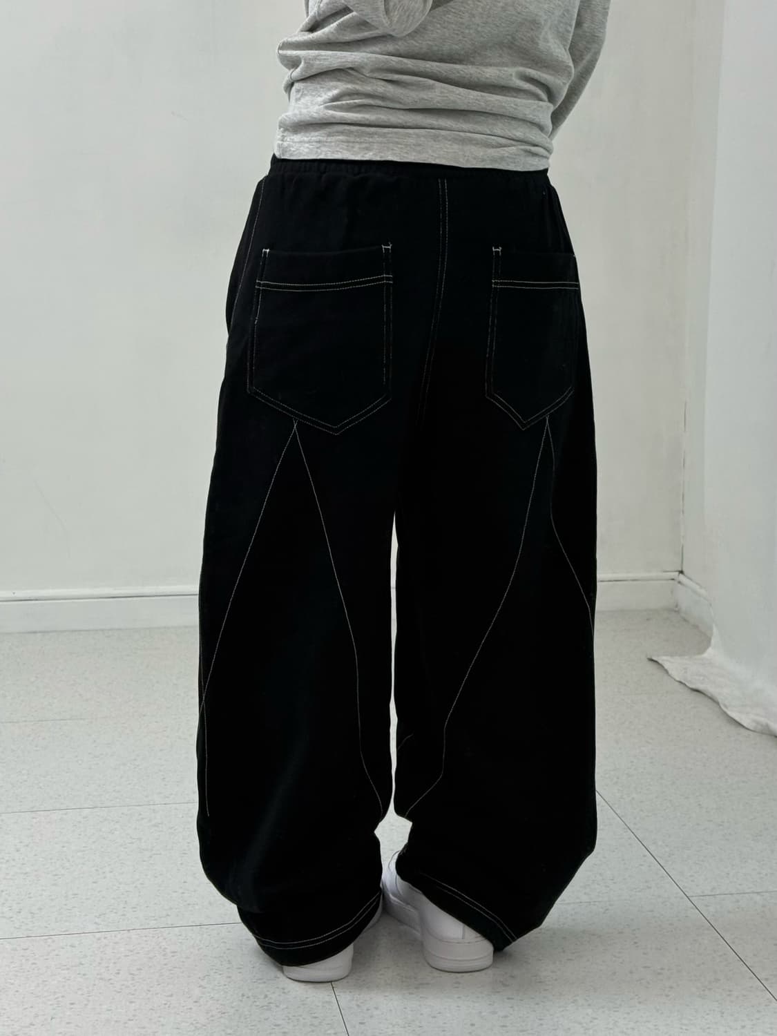 트래블 스티치 블랙 스웻팬츠 상품이미지4