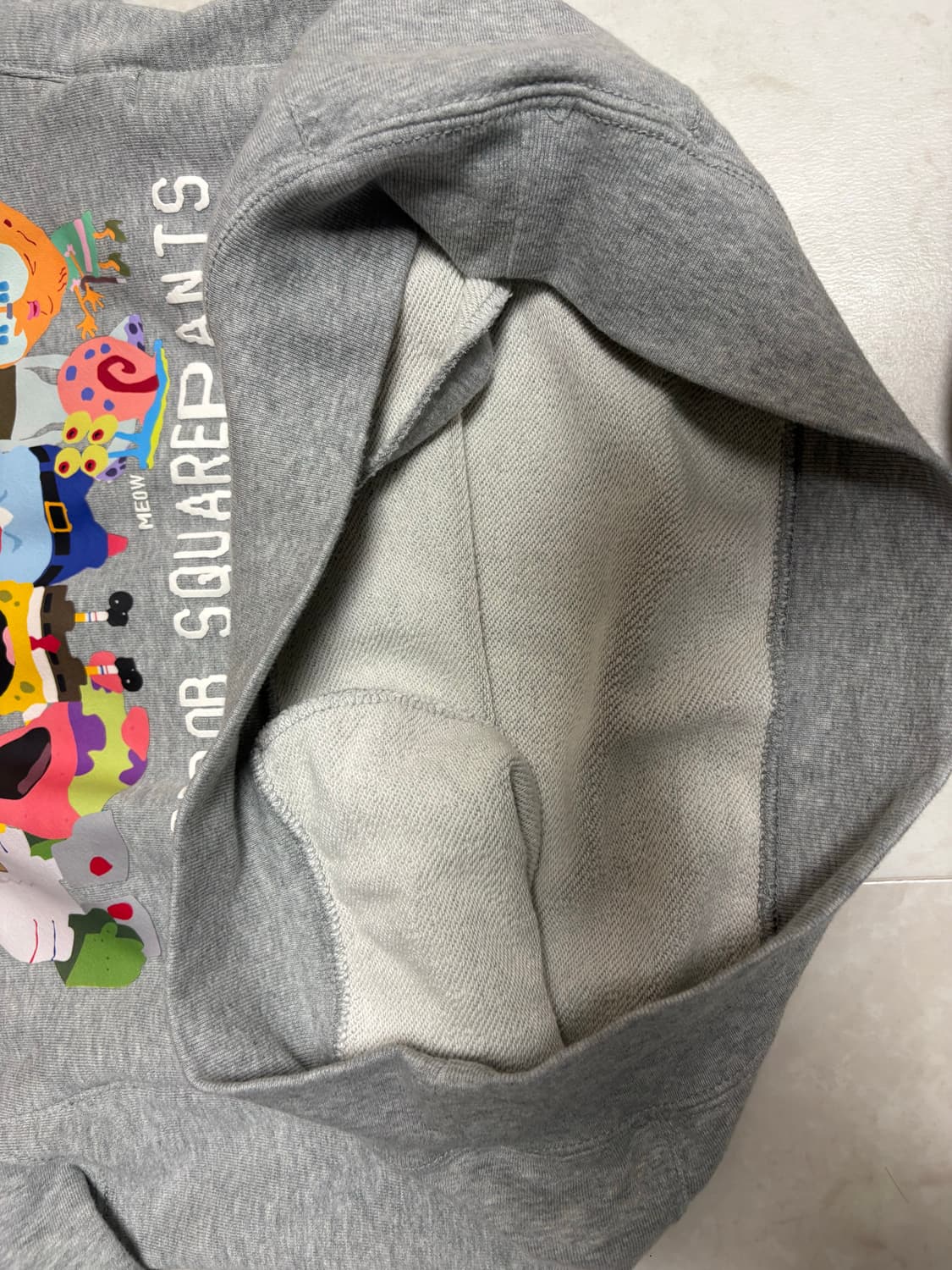 유니클로 스폰지밥 후드티xs 희귀매물 상품이미지4