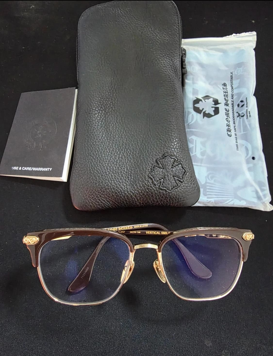 크롬하츠 버티컬 스마일2 안경 판매합니다 상품이미지1