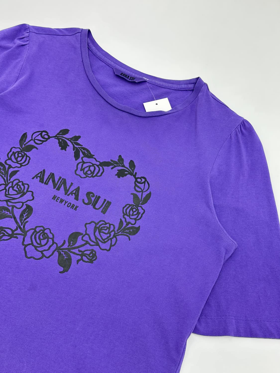 Anna sui 안나수이 장미 프린팅 로고 퍼프 반팔티 상품이미지2