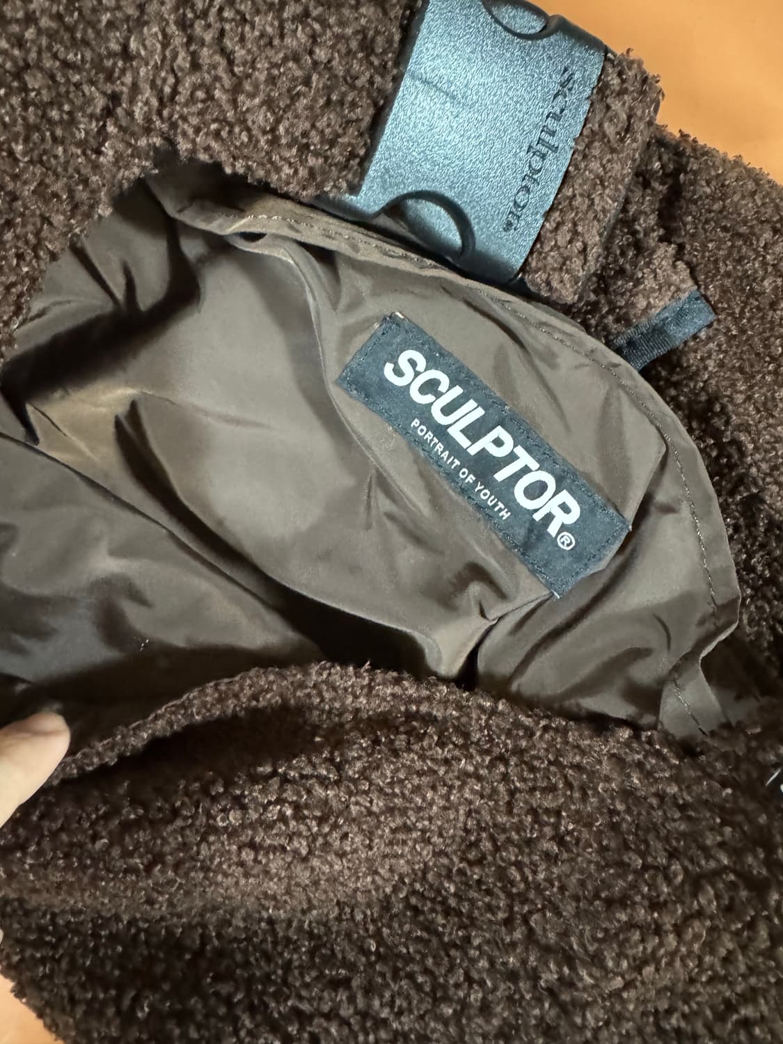 스컬프터 후리스 크로스백 상품이미지3