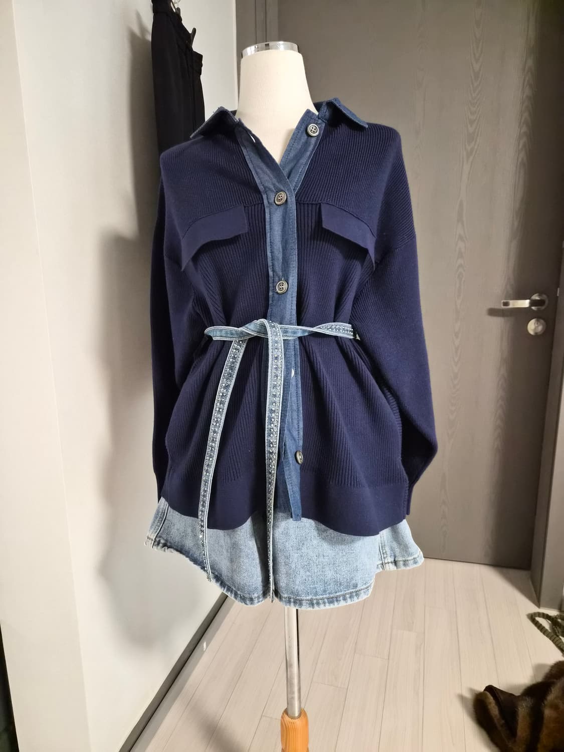 씨위(SIWY) 정품 데님 배색 니트 자켓 (상태 최상 / 55사이즈) 상품이미지2