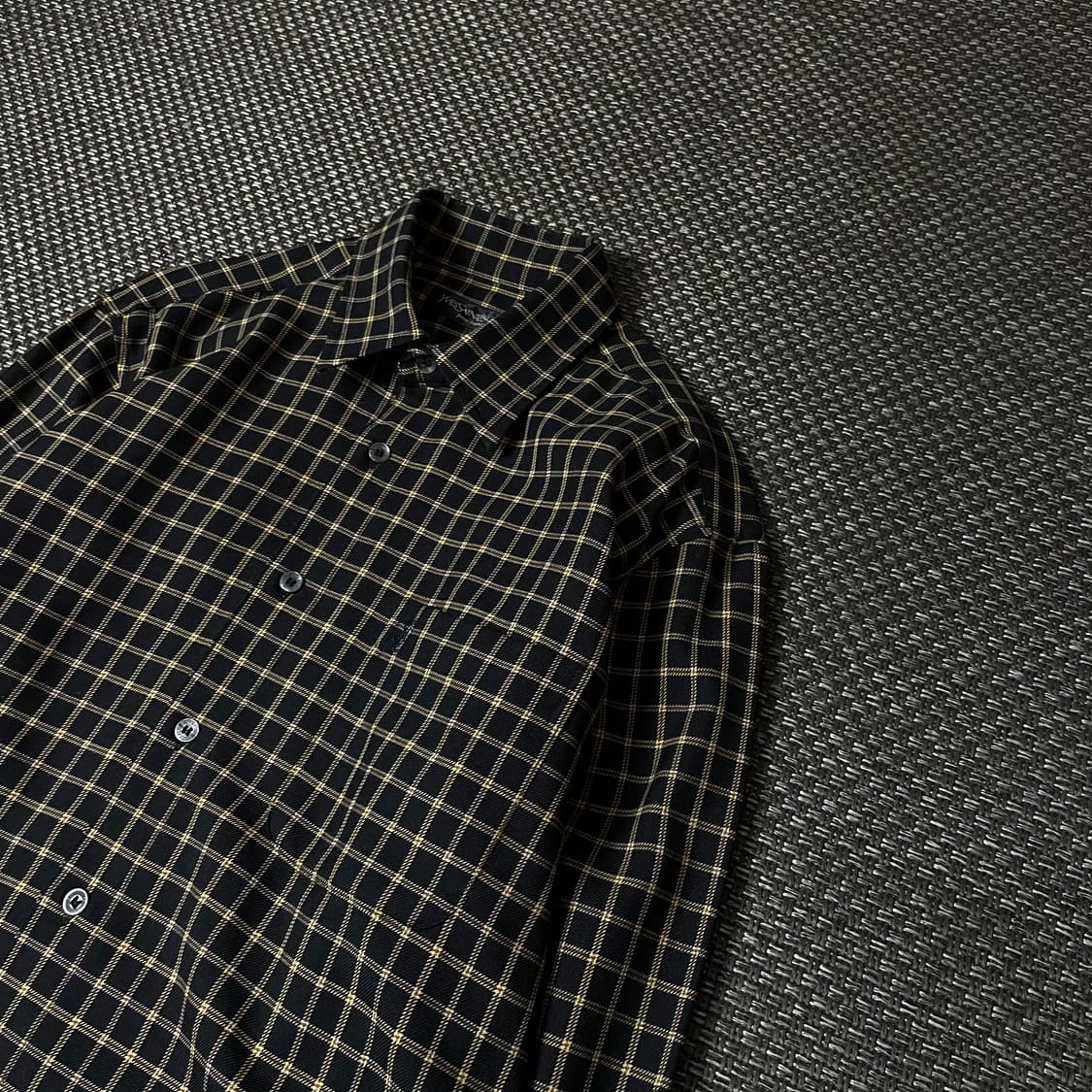 입생로랑 블랙 브라운 체크 긴팔 셔츠 95 상품이미지5