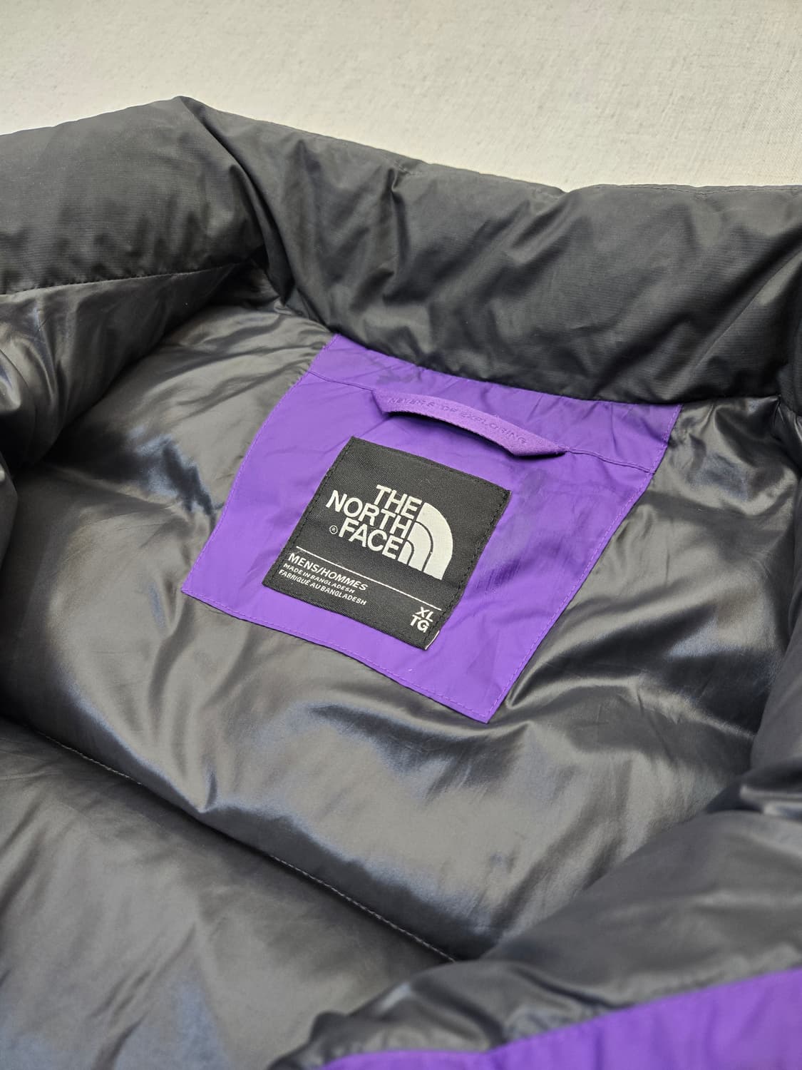 노스페이스 눕시 패딩 퍼플/블랙 상품이미지3