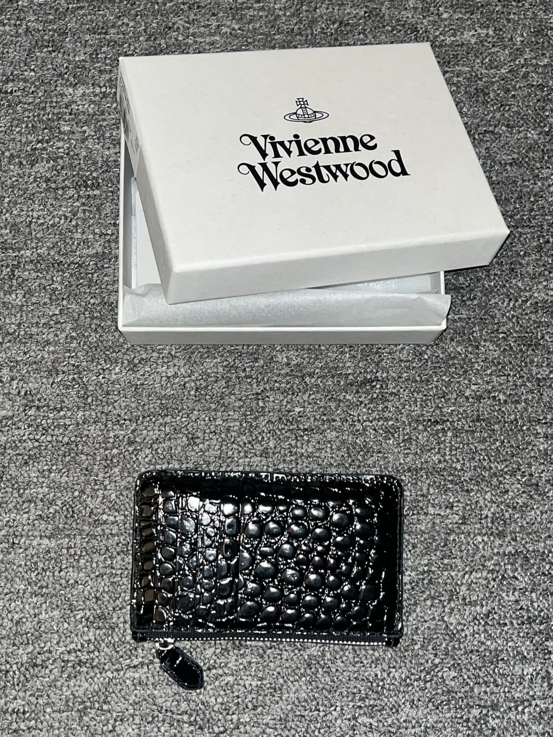 비비안 웨스트우드 하프문 카드지갑  상품이미지3