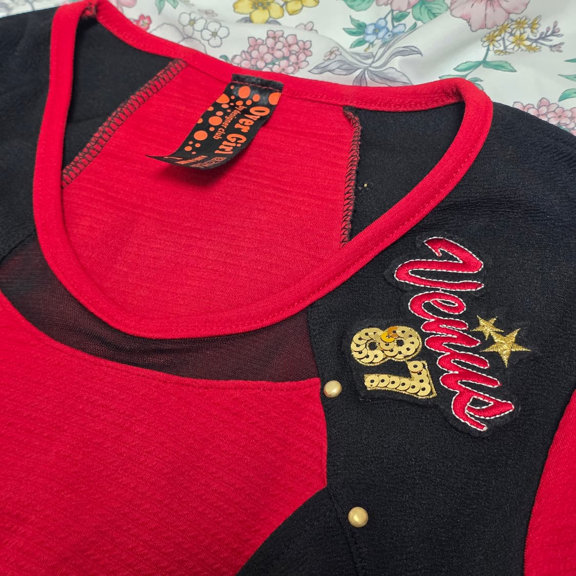 빈티지)레드x블랙 오네갸루y2k 대대장 베메클깔레이어드 베스트롱슬리브집업 상품이미지5