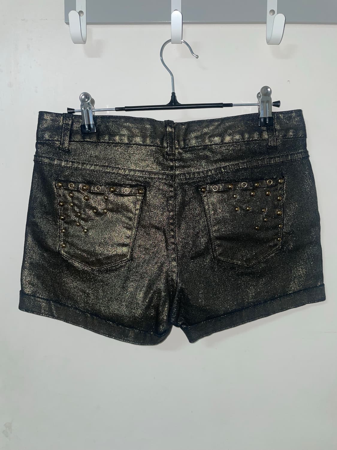 🖤🤘🏻골든 펑크 스터드 핫팬츠 상품이미지4