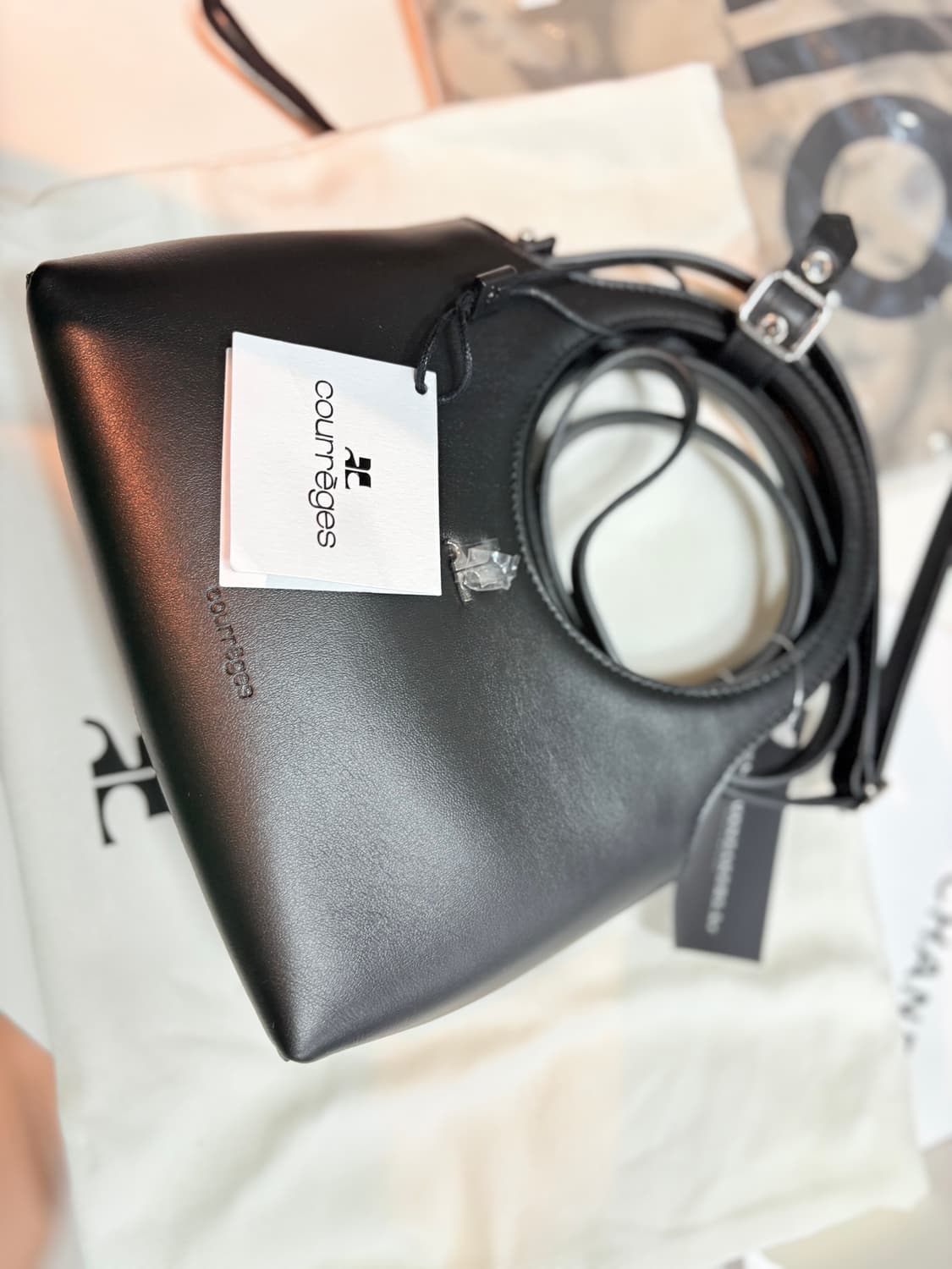 꾸레쥬  미니 홀리데이 레더백 블랙 상품이미지1