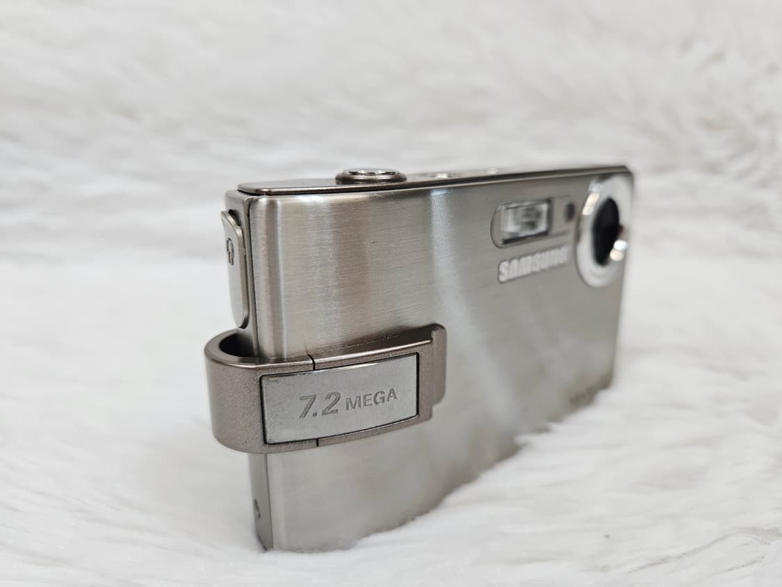 [민트] 삼성 VLUU i7 디카, 디지털카메라, 빈티지 카메라 판매 상품이미지3