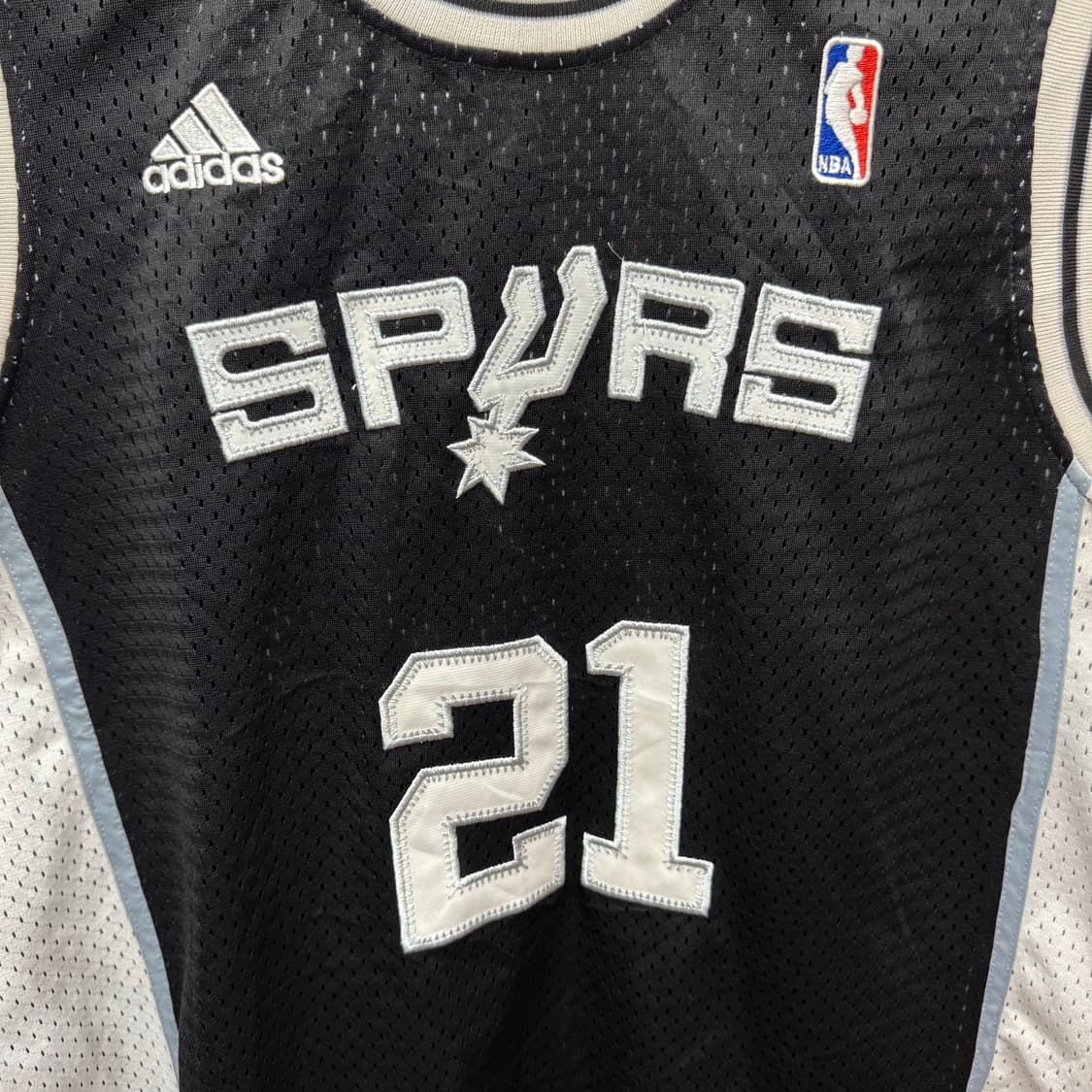 00s 아디다스 X NBA 샌안토니오 스퍼스 팀 저지 블랙 상품이미지5